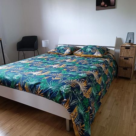 B&B Marianne-Jacky Lemans Montbizot Dış mekan fotoğraf