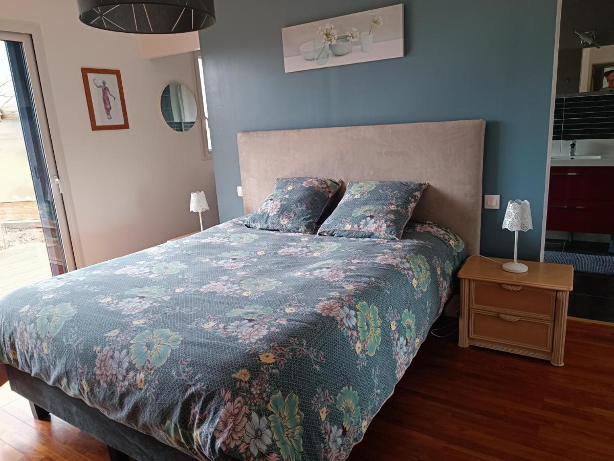 B&B Marianne-Jacky Lemans Montbizot Dış mekan fotoğraf